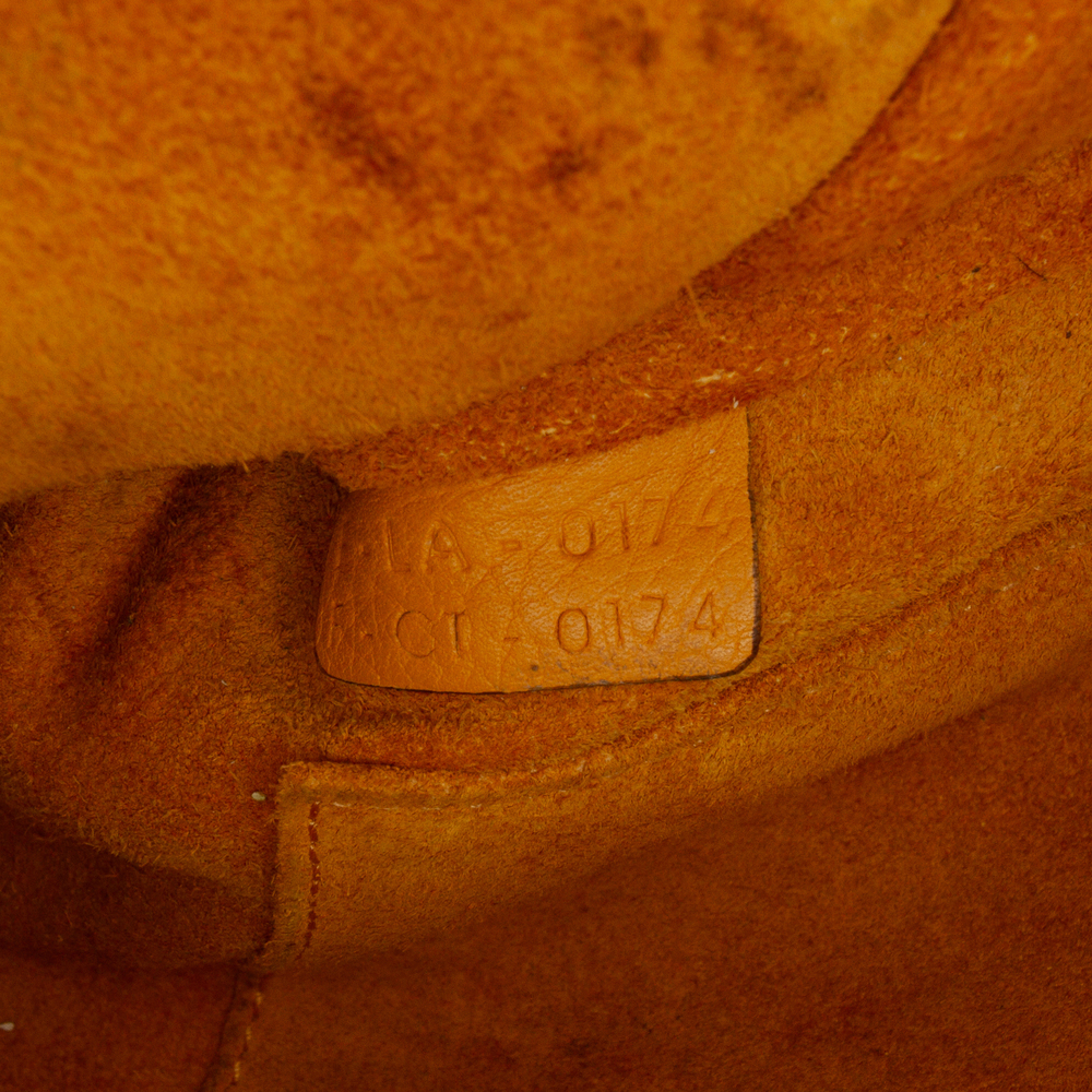 Pre-Loved Celine Nano Leather Luggage Tote - Picture 6 of 12